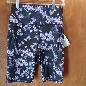 Brisas Floral Women's Shorts